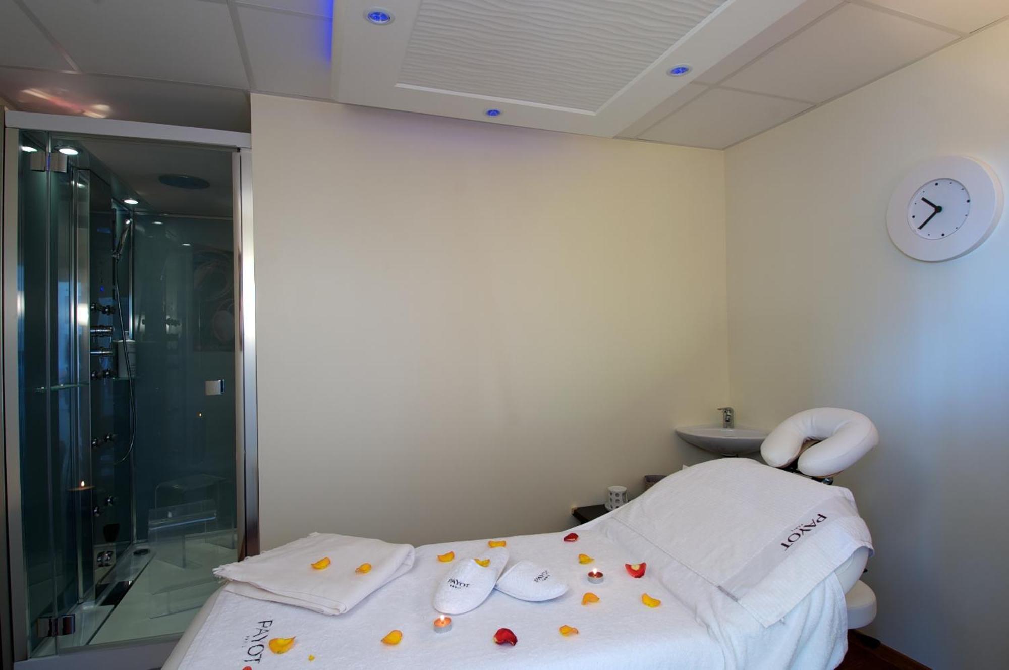 Best Western Plus Les Terrasses De Brehat Ploubazlanec Bagian luar foto